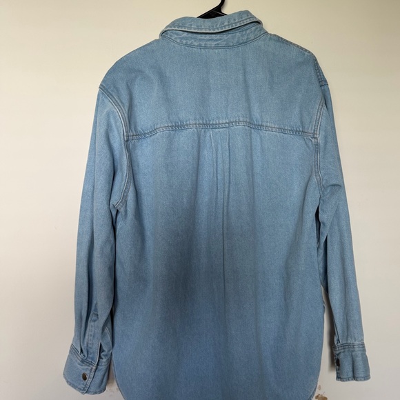 Universal Thread Light Blue Denim Button-Up Shirt - Picture 3 of 4